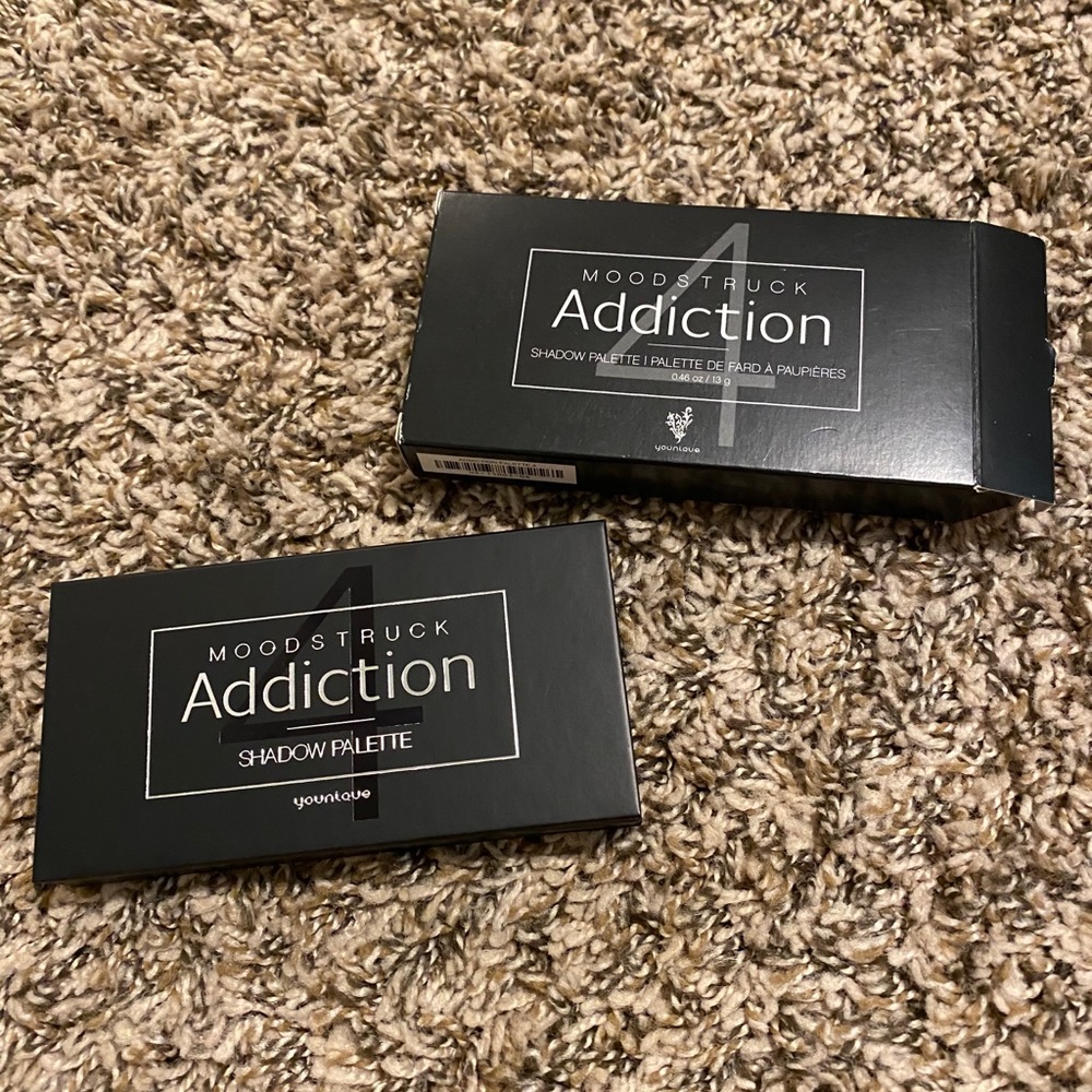 Younique Moodstruck Addition Eyeshadow Pallete 4